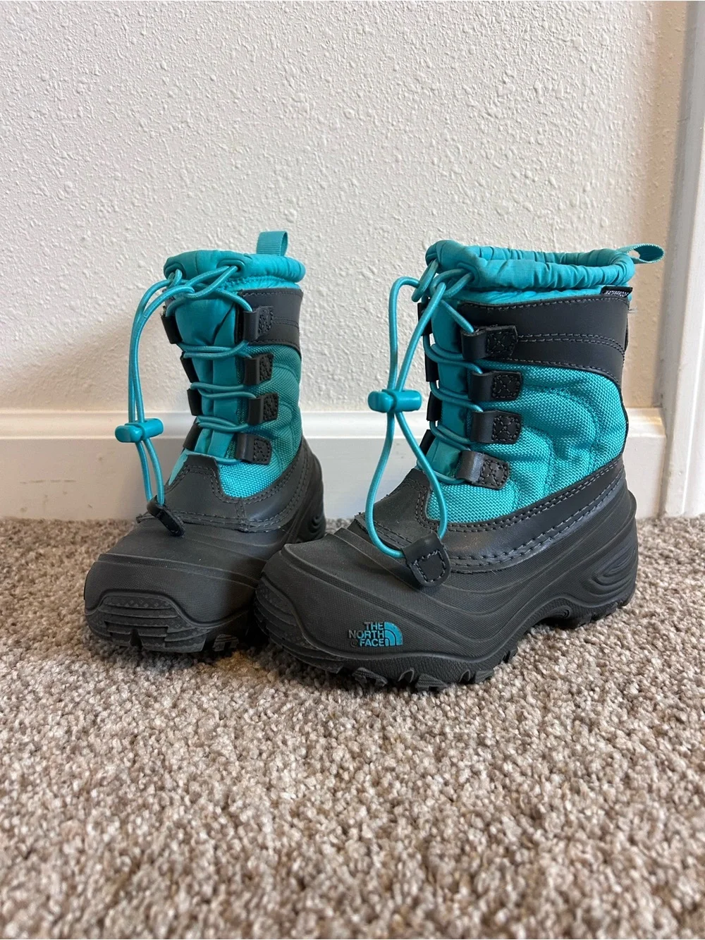 The North Face Kids Teal and Gray Snow Boots with Quick-Pull Laces